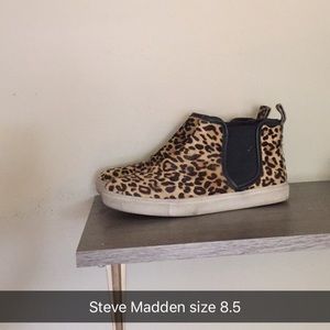 Steve Madden sneakers size 8.5